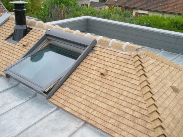 Bréval / couverture velux /travaux-renovation-bois/artisan-couvreur-renovation-toiture/